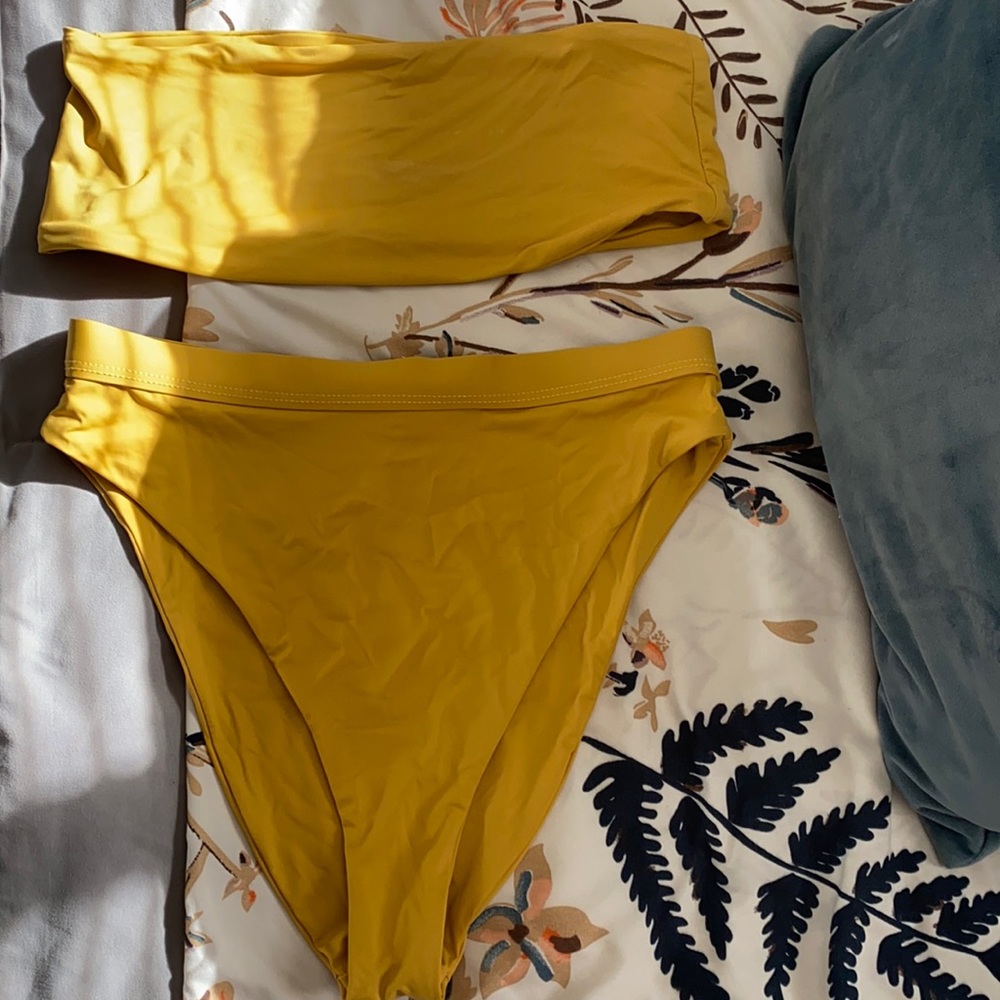 NWOT High leg two piece